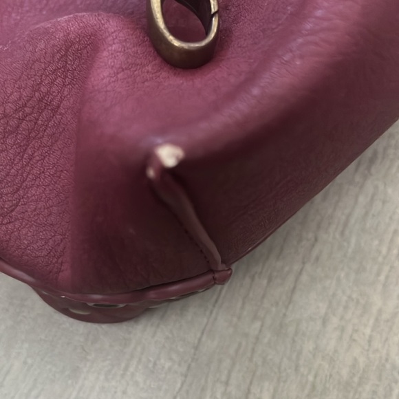 Steve madden handbag in plum red color - Picture 10 of 10